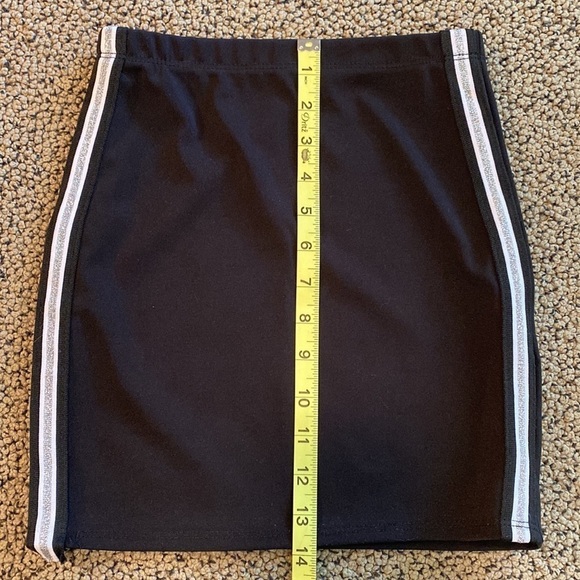 Cheryl Creations 2 Piece Dressy Outfit with n Like New Condition - Picture 7 of 11